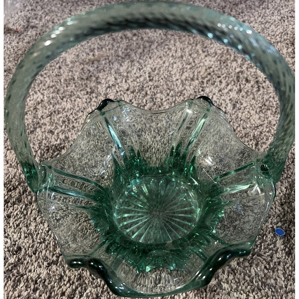 Vtg Fenton Mint Emerald Spring Green Ruffled Glass Bride Basket w/Swirl Handle